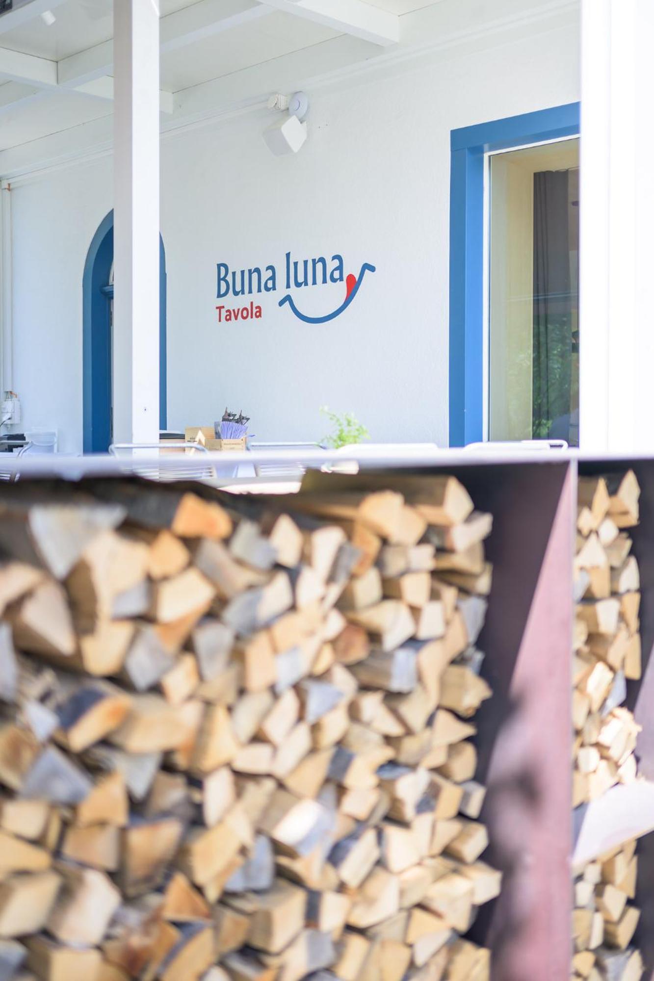 Hotel Buna Luna By Seehof Лаакс Екстериор снимка